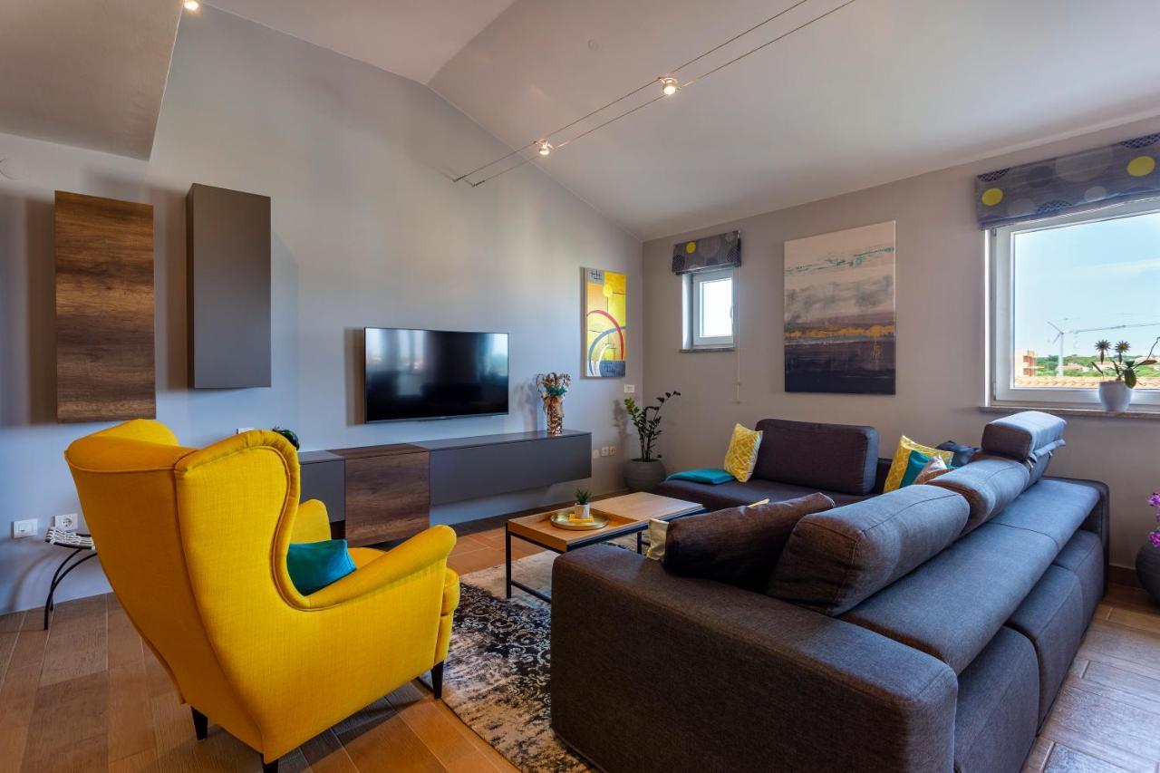 Apartman Ember Pula Bagian luar foto